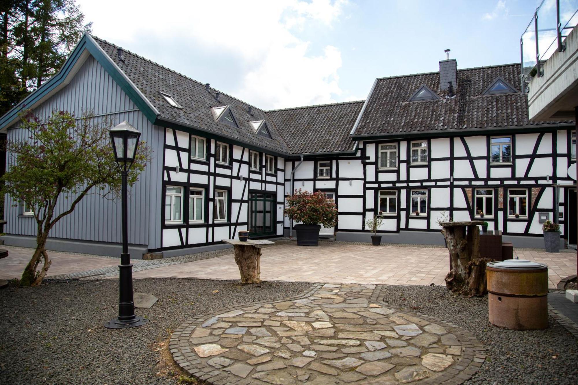 Kragemann Hotel & Vinothek Simmerath Exterior photo